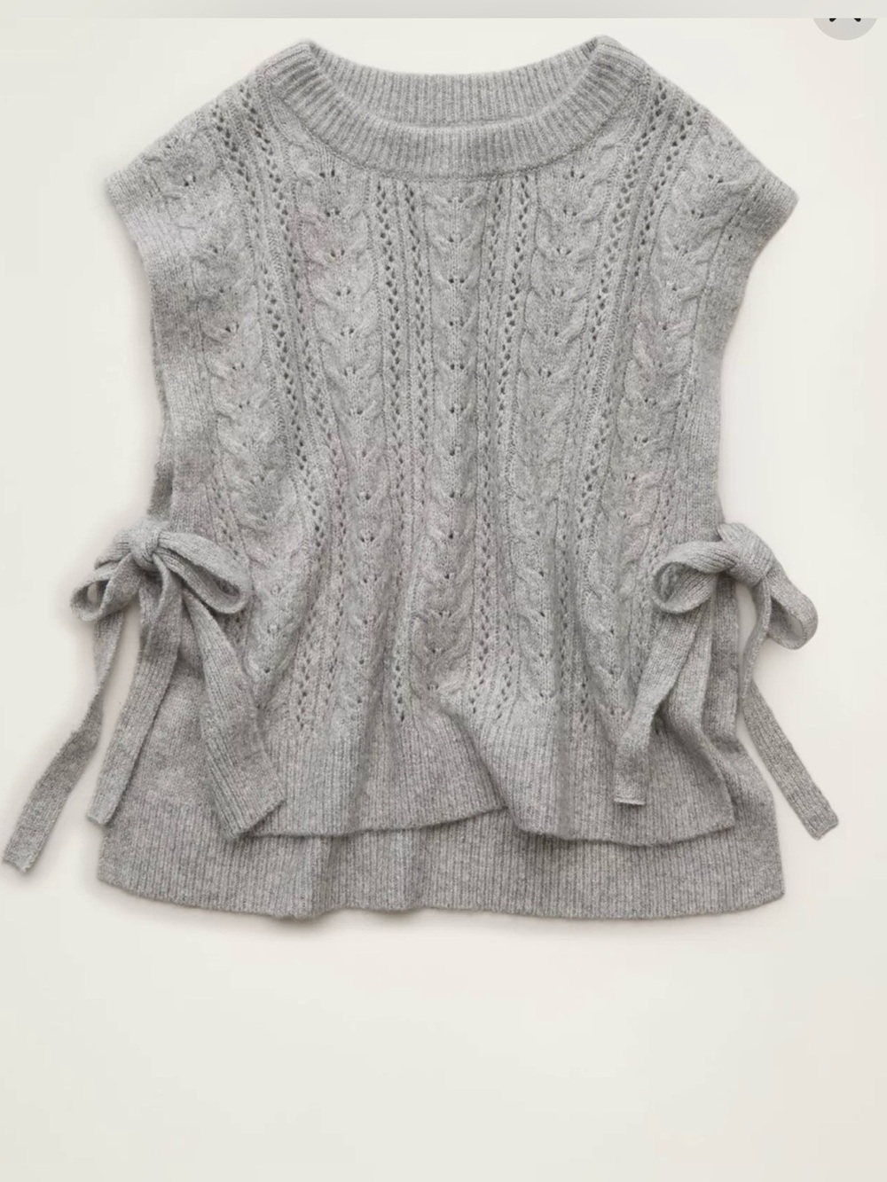 American Eagle Whoa So Soft Cable Knit Side Tie Sweater Vest NWOT - Picture 5 of 13